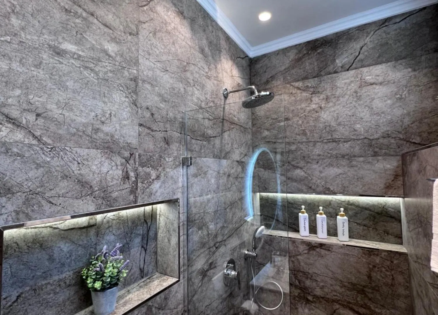 Modern Studio Apartment In A Villa - Tirane