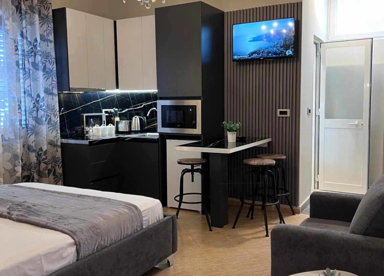 Modern Studio Apartment In A Villa - Tirane Tirana