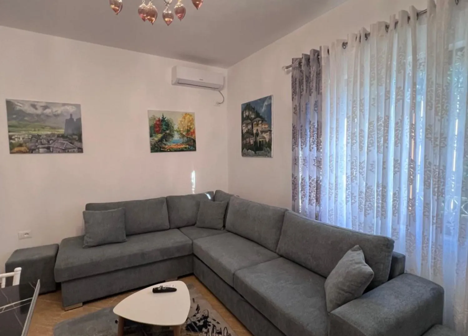 Modern Studio Apartment In A Villa - Tirane Albania